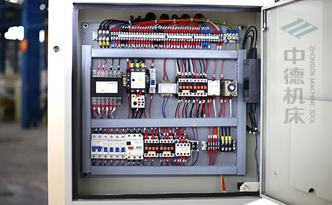 ZDS-832采用正品電氣元件，穩(wěn)定耐用壽命長.jpg